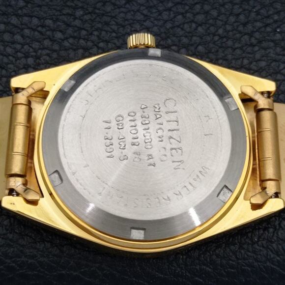 Vintage 1991 Citizen Automatic Mens Gold Watch W/daydate & Red accents - Picture 8 of 10